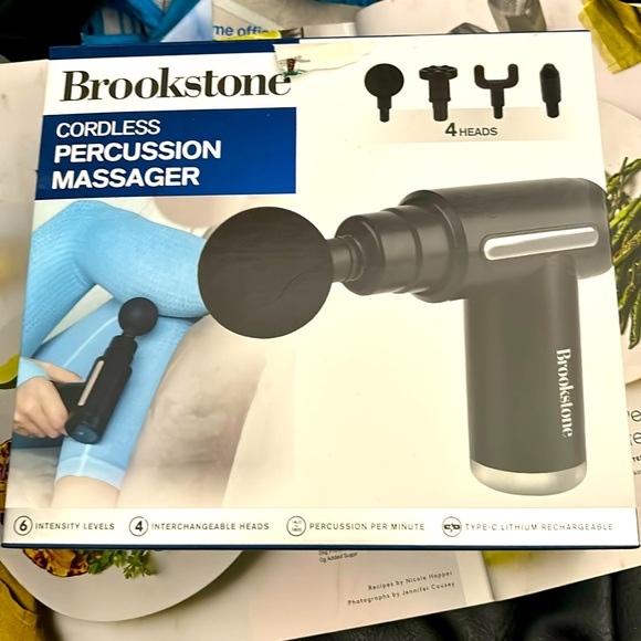 Brookstone Cordless Precision Massager. Also auto shut off 3 hour charge - Picture 1 of 4